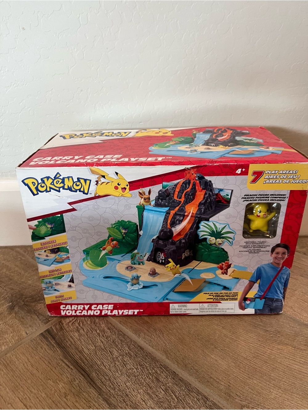 Jazwares Pokémon Carry Case Volcano Playset, NIB $30